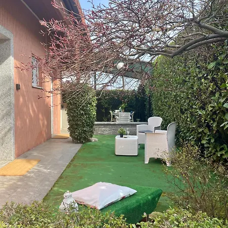 Bnbook Martina's House Castelletto sopra Ticino