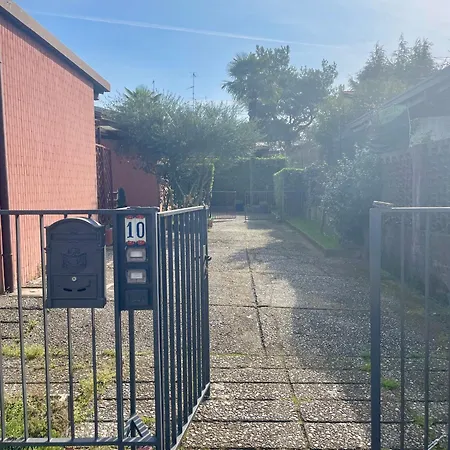 Bnbook Martina's House