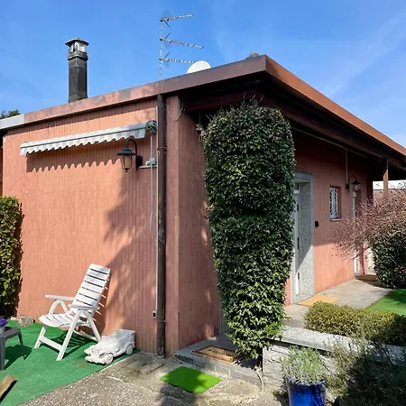 Bnbook Martina's House Apartament *