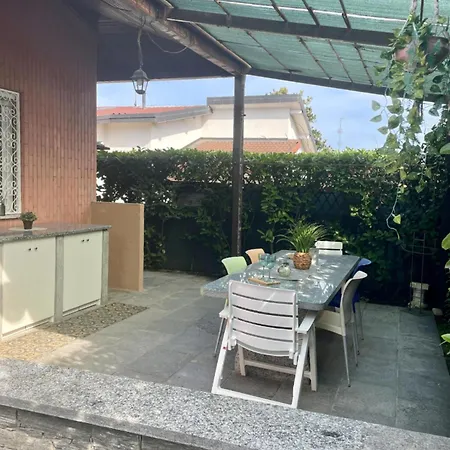 Bnbook Martina's House Кастеллетто-сопра-Тичино